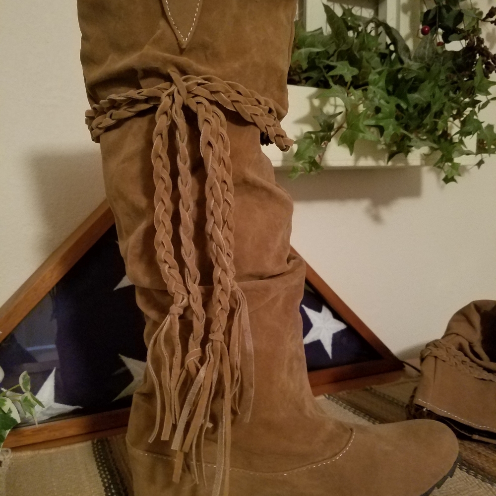 Knee hi faux leather boots